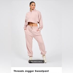 Buffbunny blush Threads joggers / Quarter zip